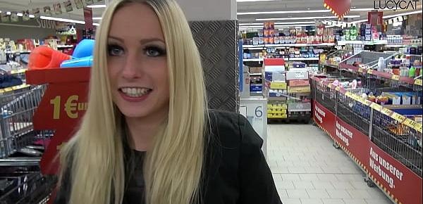  Lucy Cat Fucking in Supermarket - Sex Im Supermarkt - Public